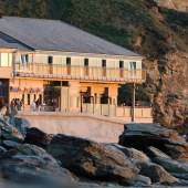 thebeachhut9cbobberry_web