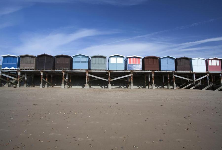 web-crop-2-frinton-on-sea-shutterstock_100297013