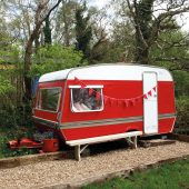 FOR VINTAGE VIBES Teapot Lane Glamping, Tawley, Co. Leitrim