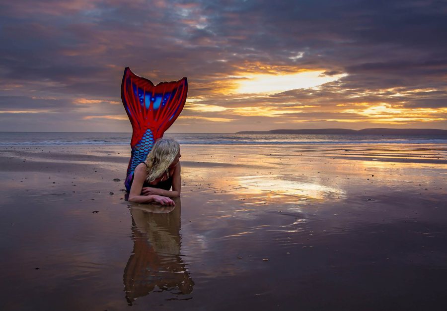 23_michelle_on_bournemouth_beach_c_cropped