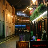 You're sure to find live music in Wexford's pubs. Image: Jacob Little