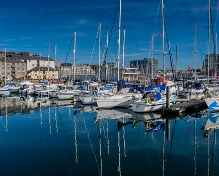17_-_sutton_harbour_-_copyright_simon_whaley