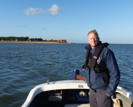 robert_with_lifeboat_shed_2