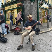 A Galway busker