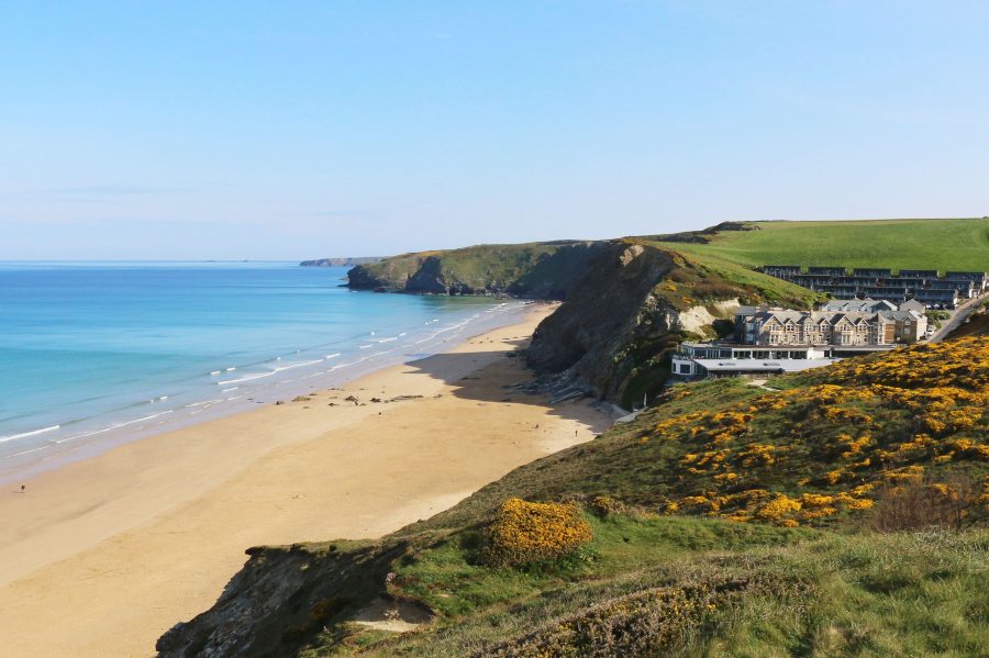 watergate-bay-from-cliffs-no-river_main