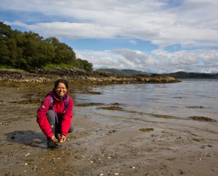 jini_on_bunglalow_bay_shuna_island