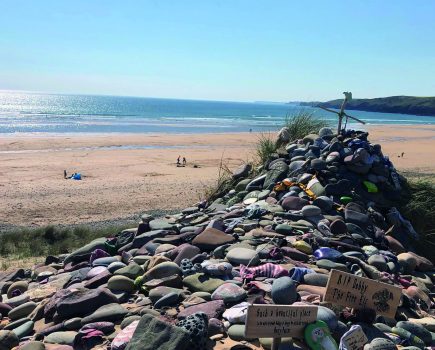 dobbys_grave_freshwater_west