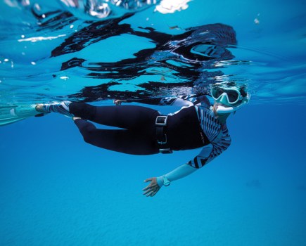 xscape_women_snorkel_1