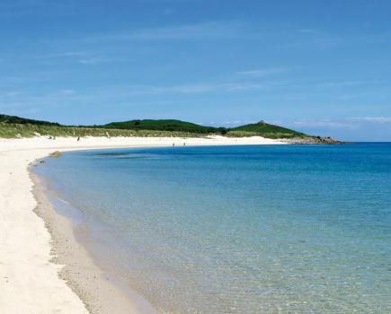 scilly_st_martins_sandy_beach-min