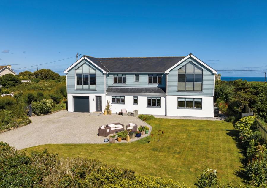 Lizard, Cornwall £1,250,000. Photo credit Rohrs & Rowe