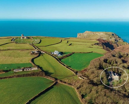 millionaire_the_old_vicarage_tintagel_cornwall_1-min