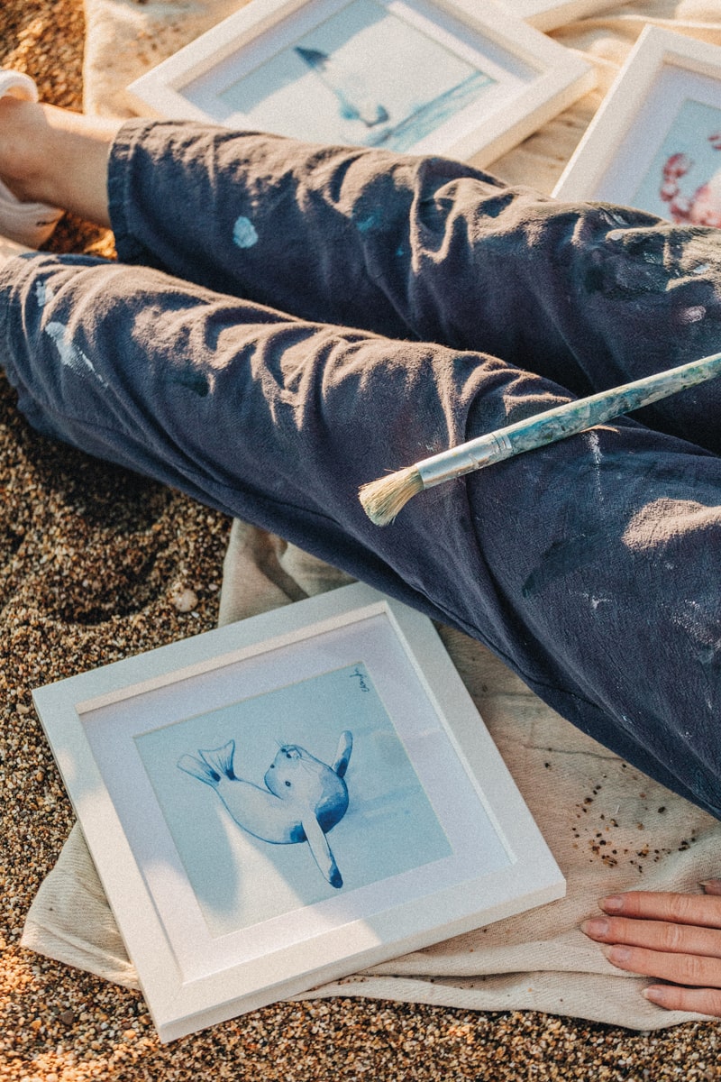 Painting on the beach