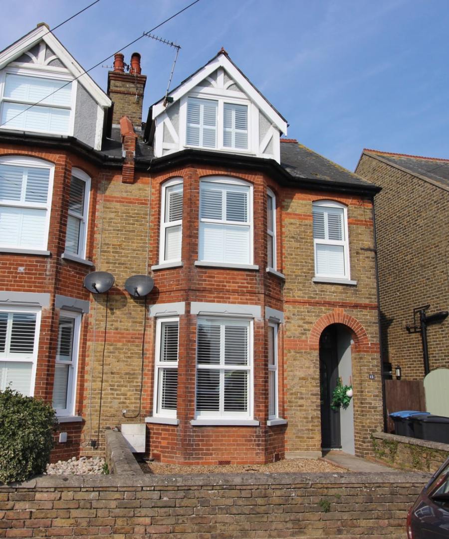 WALMER £575,000