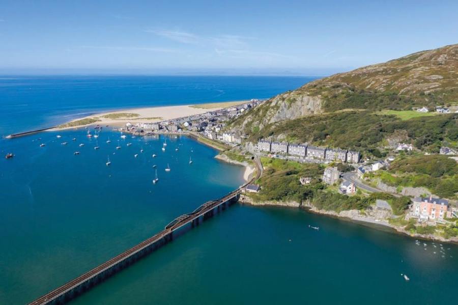 Barmouth Photo credit Walter Lloyds Jones