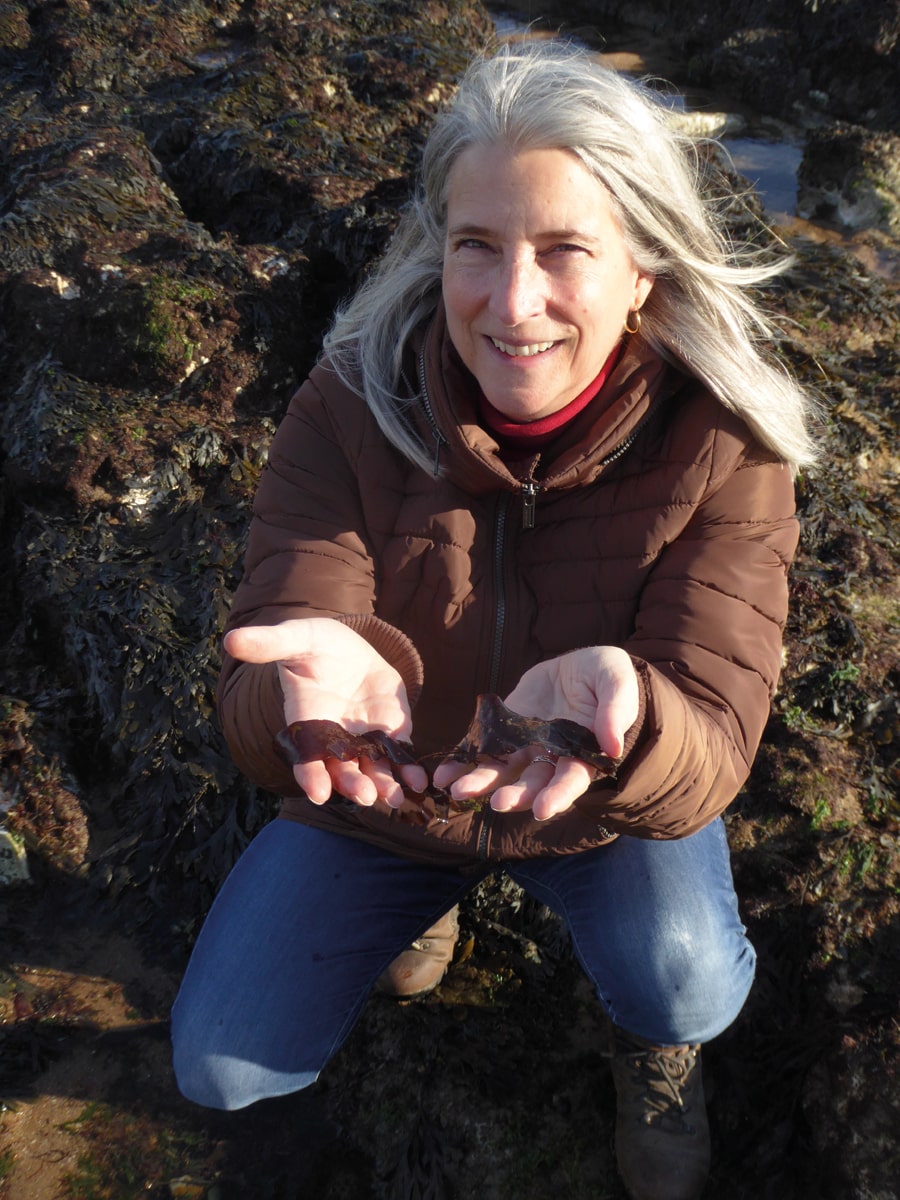 Caroline Wheater with seaweed