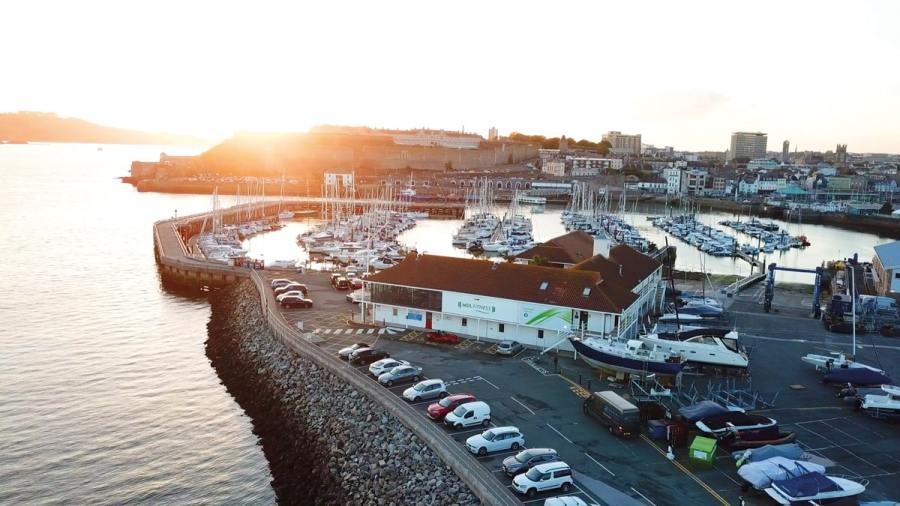 MDL Fitness, at Queen Anne’s Battery in Plymouth