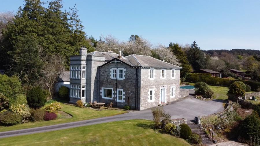 DALBEATTIE, DUMFRIES & GALLOWAY £850,000. Photo credit Galbraith