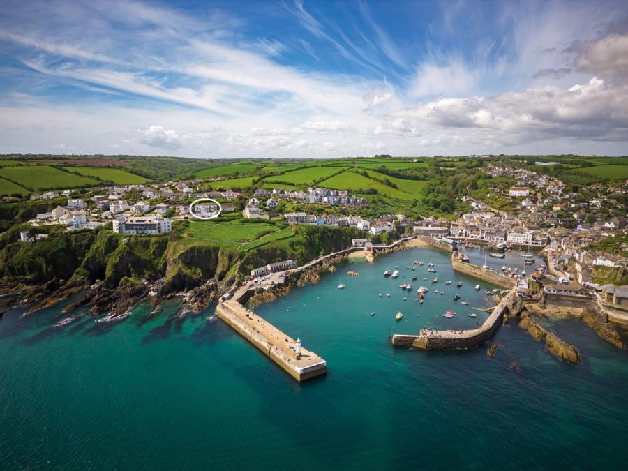 Mevagissey, Cornwall £450,000. Photo Credit Rohrs and Rowe