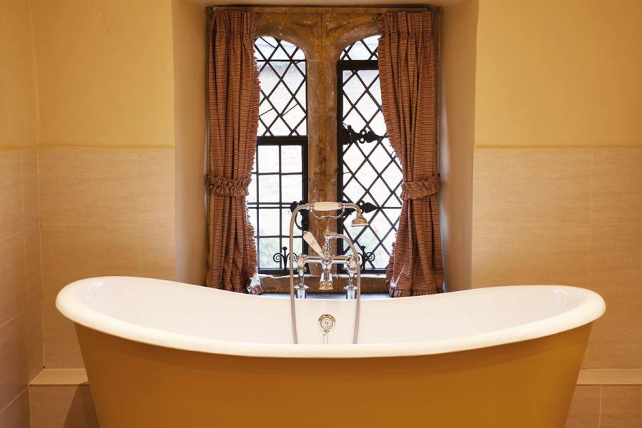 Bailiffscourt Hotel & Spa. Bathtime