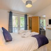 Woolverstone Marina & Lodge Park - Bramble