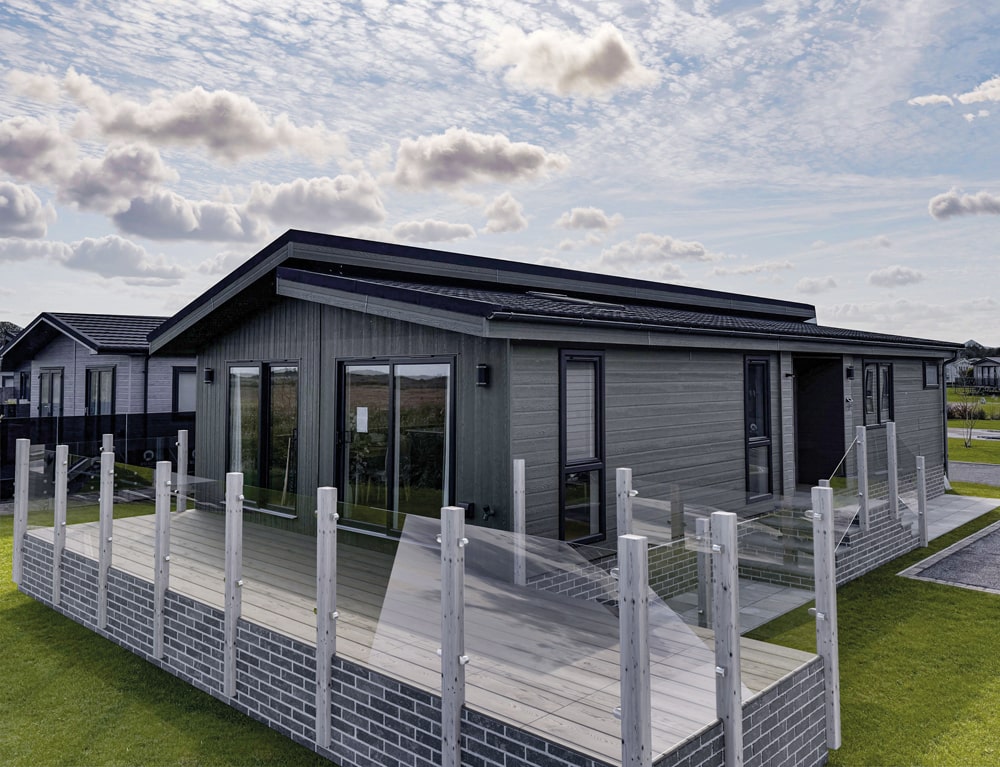 Aldeburgh, East Suffolk - £500,000. luxurylodgeescapes.co.uk