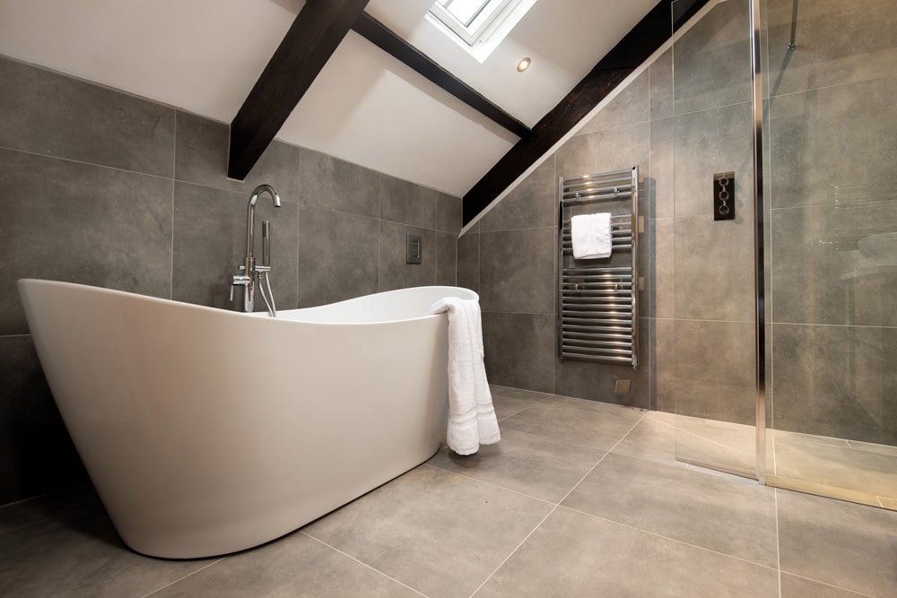 The master bathroom at The Gallery, Lesbury, Northumberland - dog friendly stay