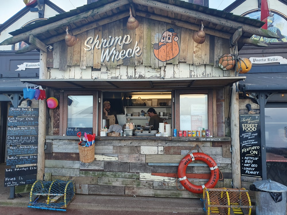 Famed for its 'fish finger sarnie' the Chrimp Wreck street food hut at Portobello uses the best local ingredients to put 'a twist on traditional seafood dishes', with a friendly service and lunch for less than a tenner