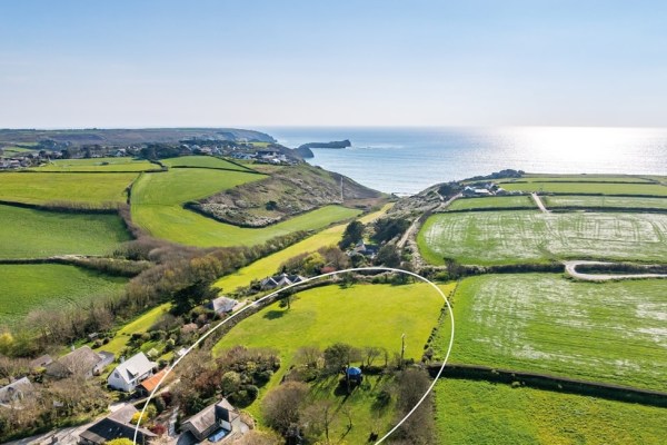 Mullion, Cornwall Guide price £1,275,000 - Rohrs and Rowe