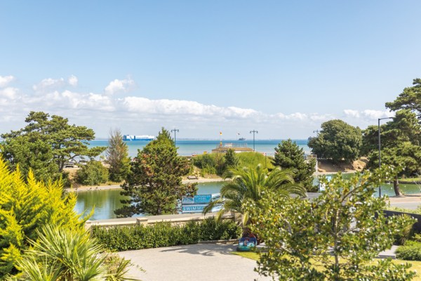 Ryde, Isle of Wight Guide price £1,100,000. Spence Willard Bembridge