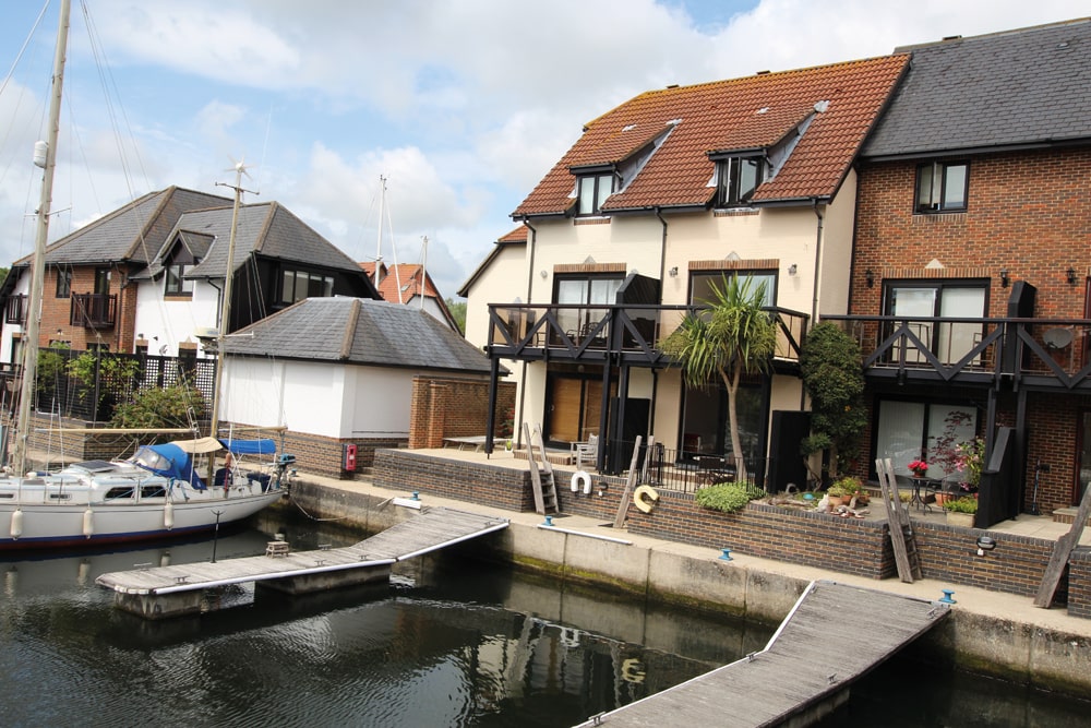 Southampton, Hampshire £565,000. Hythe & Waterside