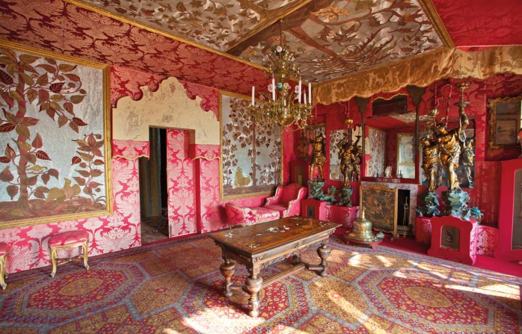Hauteville House interior
