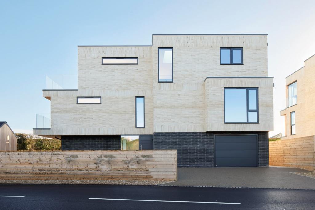 The windows overlooking the road offer privacy while allowing residents to enjoy picturesque inland views