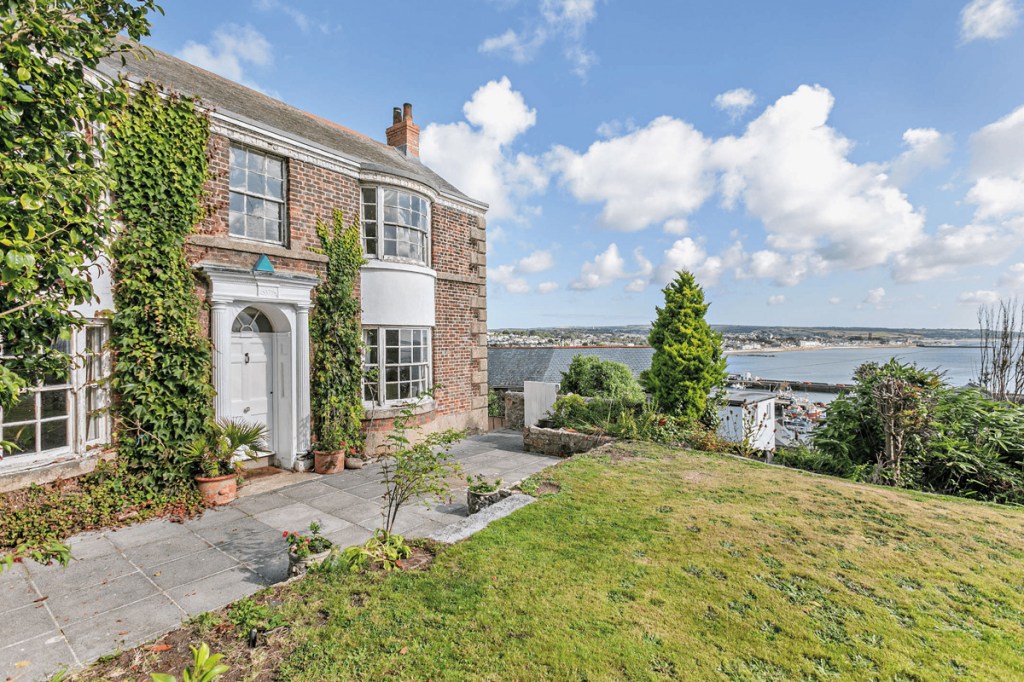 Newlyn, Cornwall
Guide price £800,000 - Jackson Stops
