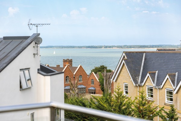 Cowes, Isle of Wight Guide price £1,150,000 - McCarthy & Booker