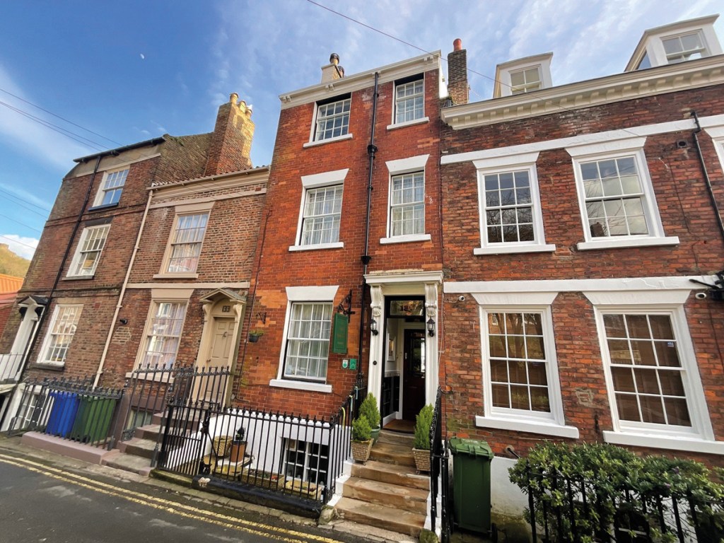 CORNWALL  - £799,99 - SBC 