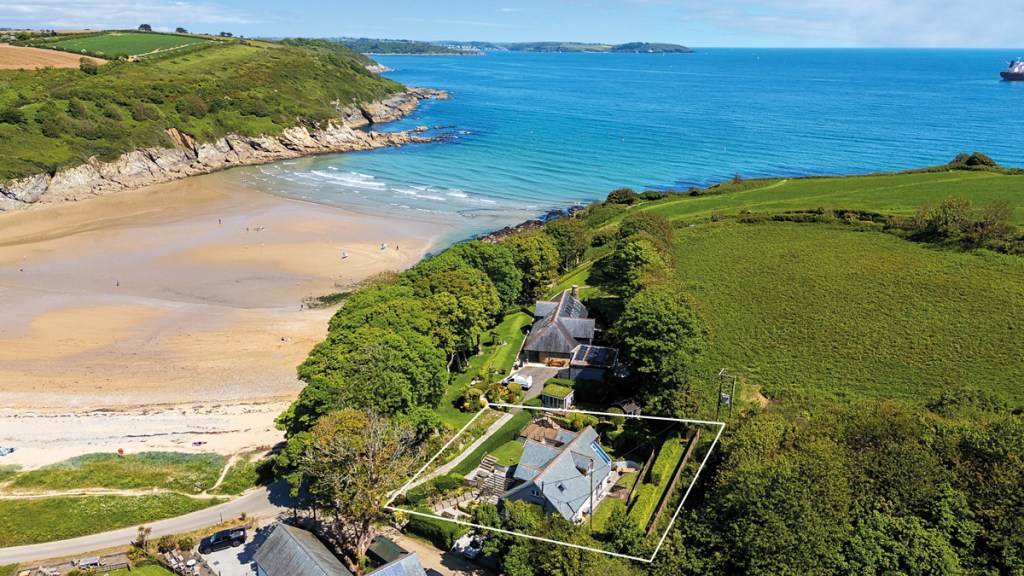 Maenporth, Cornwall - Guide price £1,250,000 - Jackson Stops